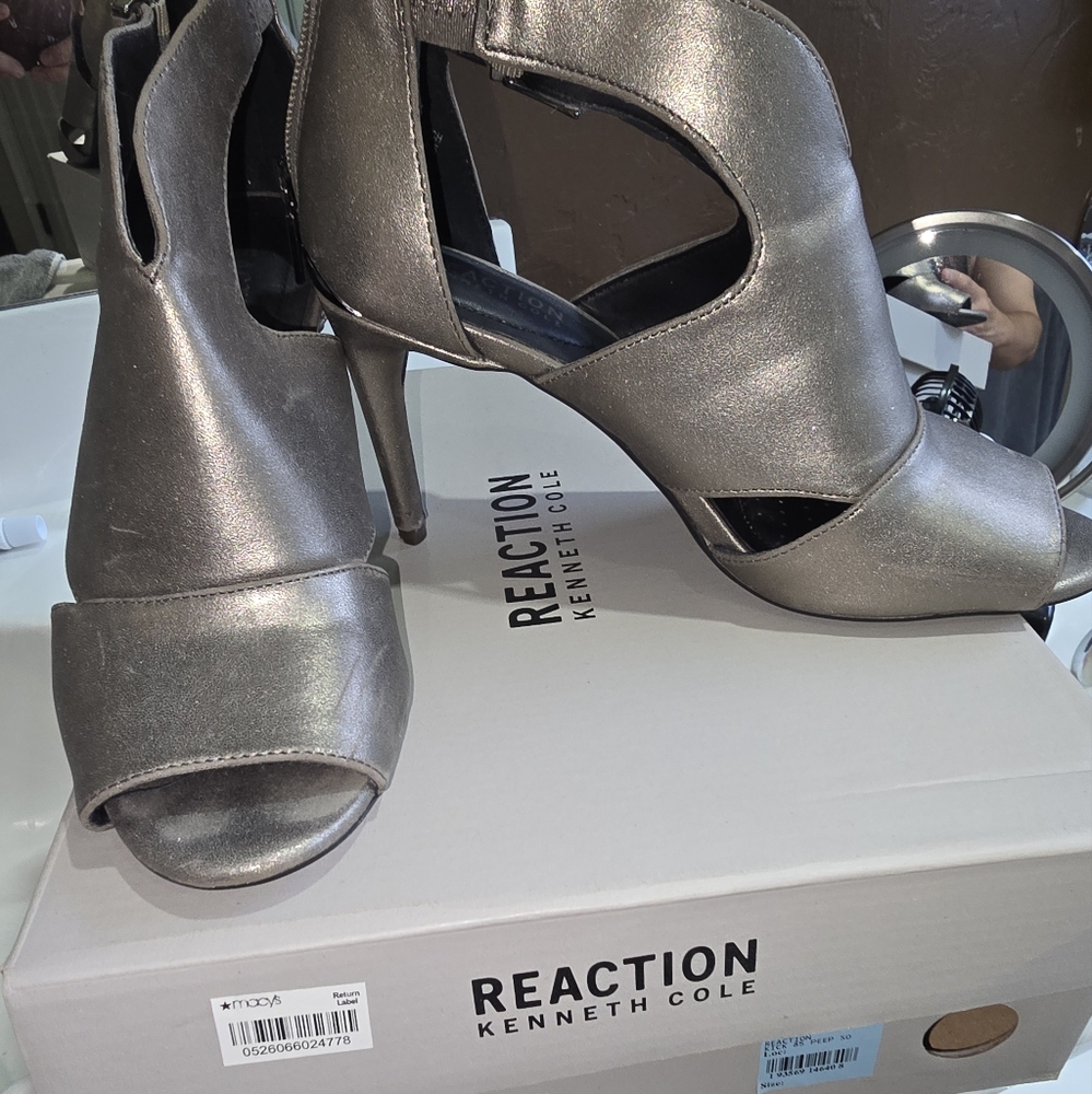 Kenneth Cole Reaction Silver High Heel Sandals